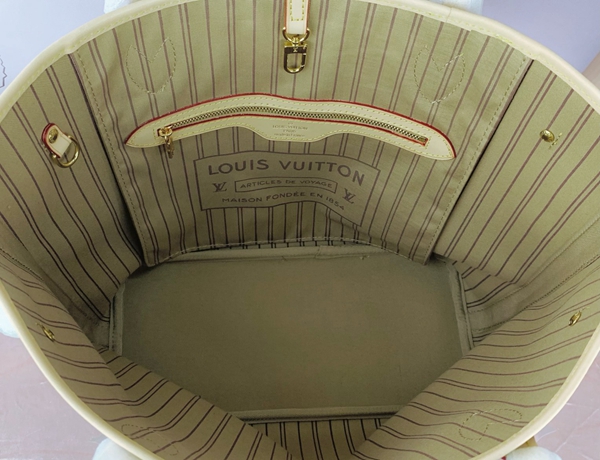 ルイヴィトンバッグ側面デザイン